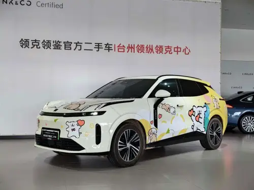 Lynk & Co 08, 2025