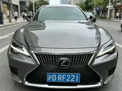 Lexus LS, 2021