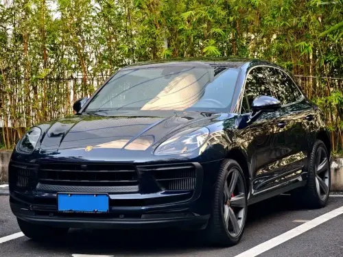 Porsche Macan, 2022