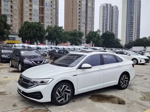 Volkswagen Sagitar, 2023