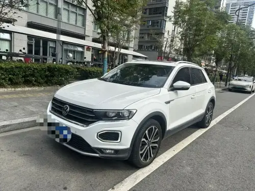 Volkswagen T-Roc, 2022