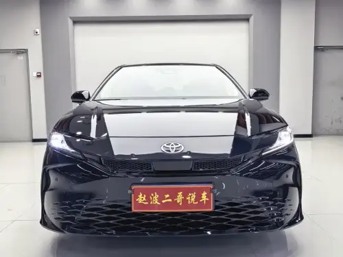 Toyota Camry, 2024