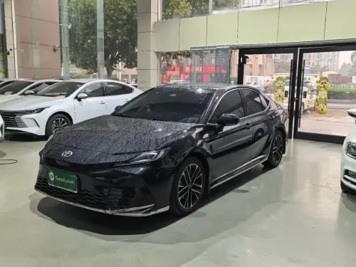 Toyota Camry, 2024