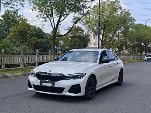 BMW 3-Series, 2020