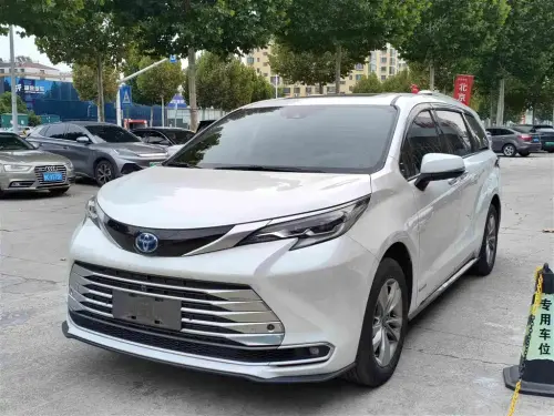 Toyota Sienna, 2022