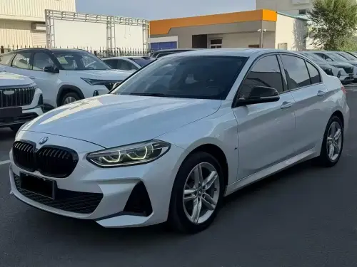 BMW 1-Series, 2021