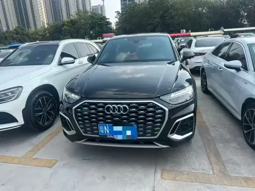Audi Q5 Sportback, 2021