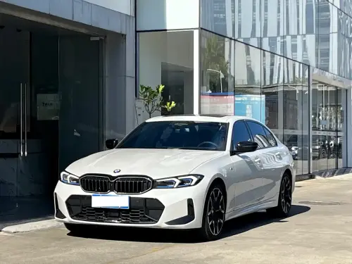 BMW 3-Series, 2025