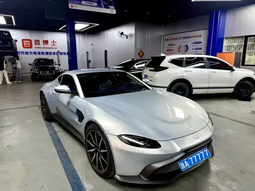 Aston Martin V8 Vantage, 2021