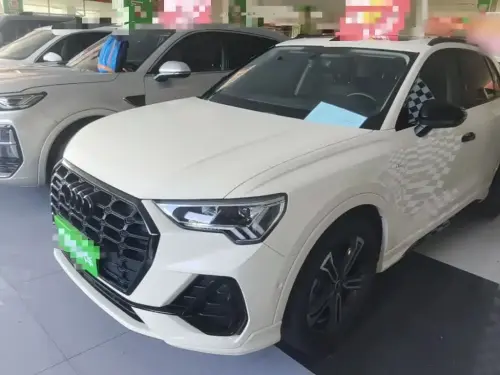 Audi Q3, 2021