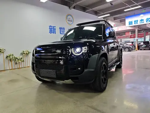 Land Rover Defender, 2022