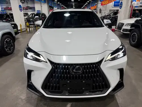 Lexus NX, 2026