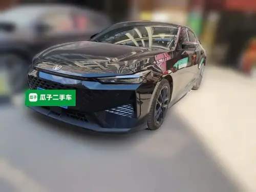 Changan UNI-V, 2025