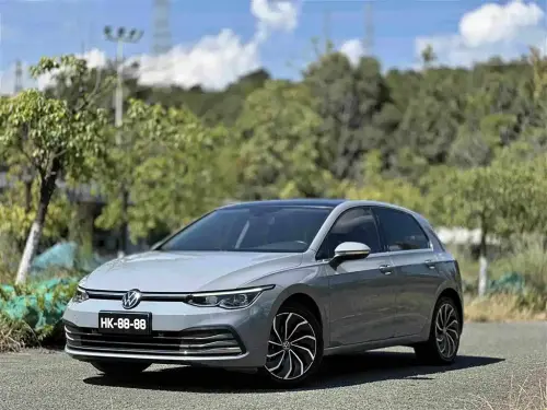 Volkswagen Golf, 2021