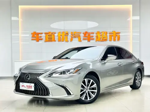 Lexus ES, 2020