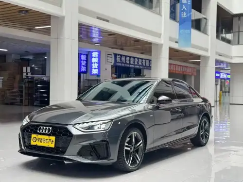 Audi A4, 2022