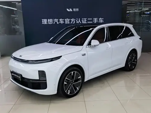 Li Auto L8, 2025