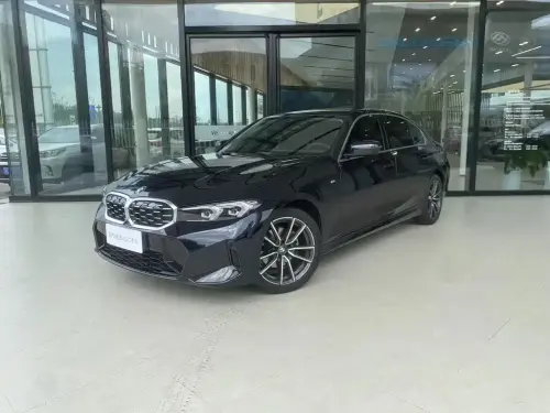 BMW 3-Series, 2025