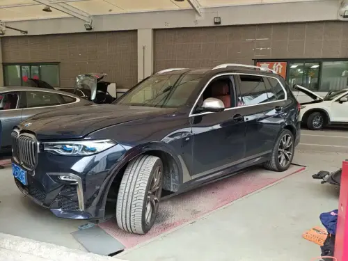 BMW X7, 2020