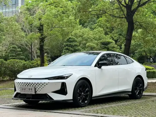 Changan UNI-V, 2024