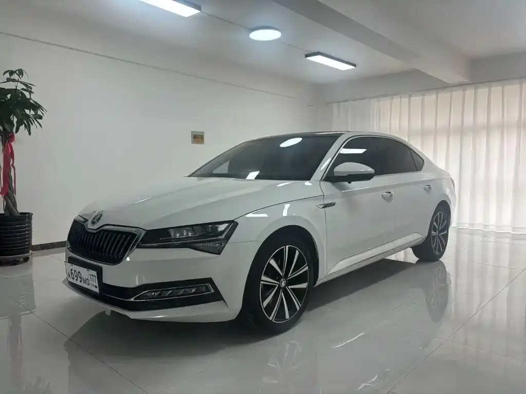 Skoda Superb, 2023