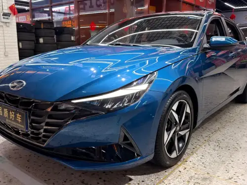Hyundai Elantra, 2023