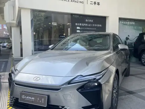 Lexus ES, 2026