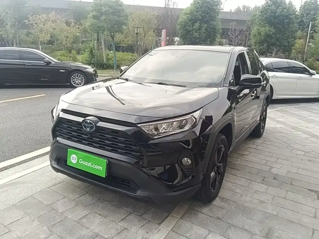 Toyota RAV4, 2020