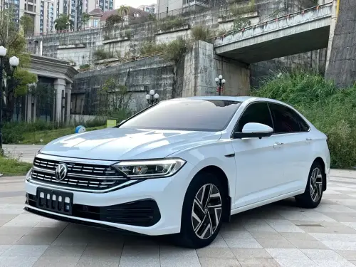 Volkswagen Sagitar, 2022