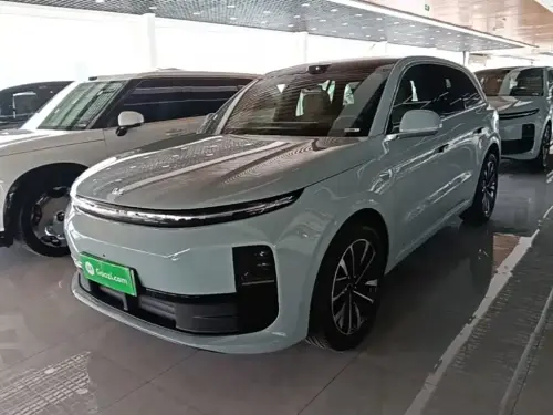 Li Auto L6, 2025