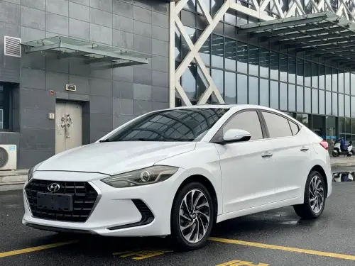 Hyundai Elantra, 2020