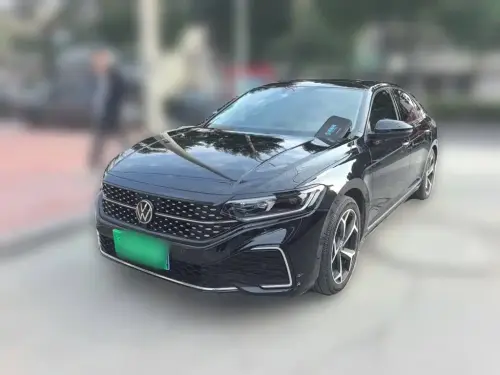 Volkswagen Passat, 2024