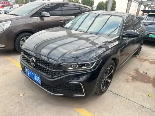 Volkswagen Passat, 2024
