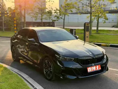 BMW 5-Series, 2024