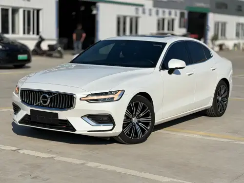 Volvo S60, 2021