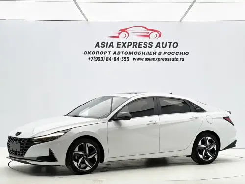 Hyundai Elantra, 2023