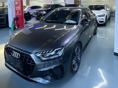 Audi A4, 2022