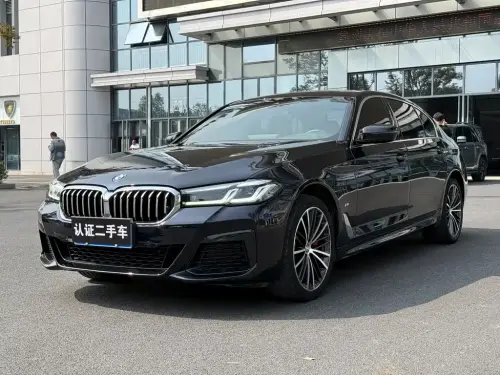 BMW 5-Series, 2023