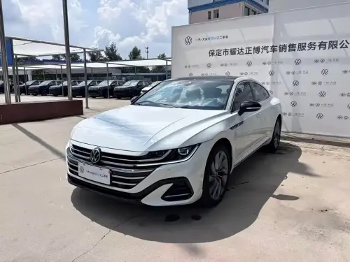 Volkswagen CC, 2023
