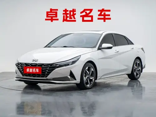 Hyundai Elantra, 2023