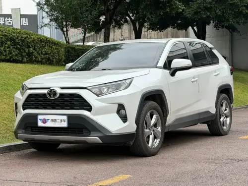 Toyota RAV4, 2022