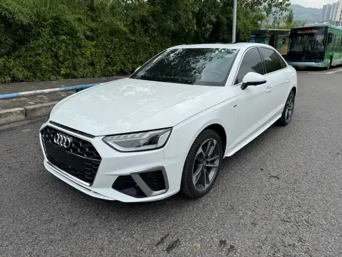 Audi A4, 2021