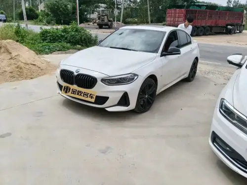 BMW 1-Series, 2022