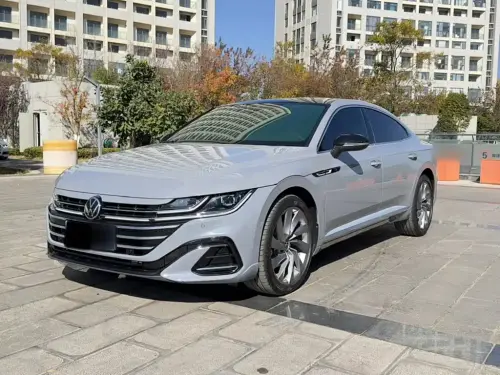 Volkswagen CC, 2024