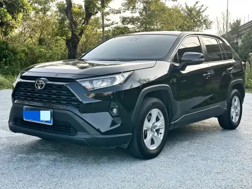 Toyota RAV4, 2025