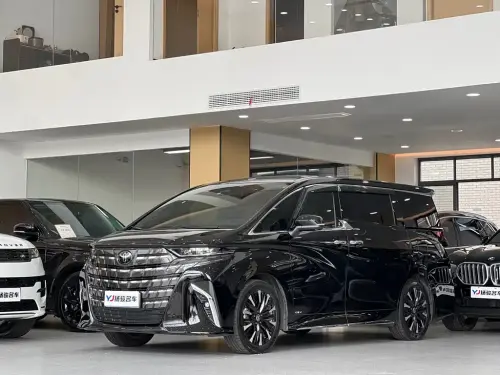 Toyota Alphard, 2023