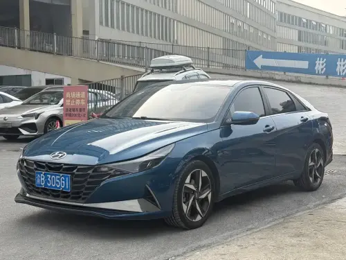 Hyundai Elantra, 2021