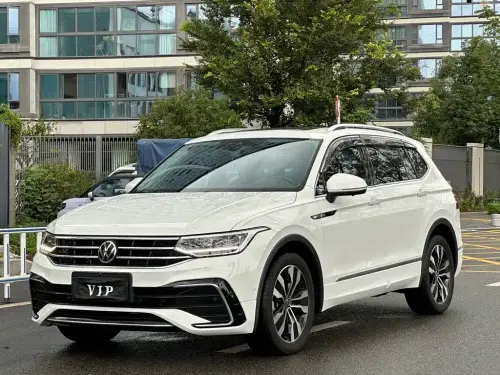 Volkswagen Tiguan, 2023