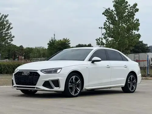 Audi A4, 2022