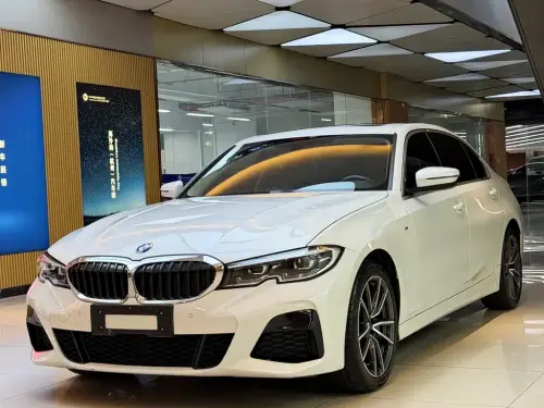 BMW 3-Series, 2021